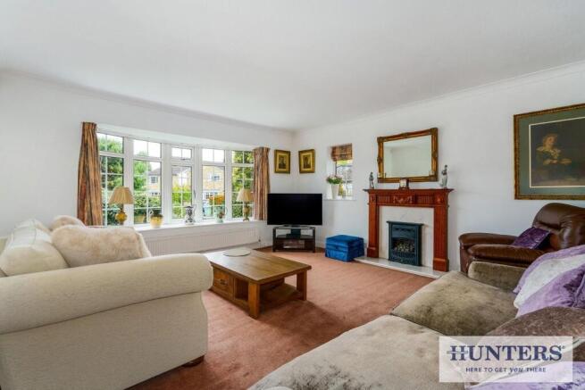 98290_2-Renton-Lea-Guiseley  (7) - Copy_low.jpg