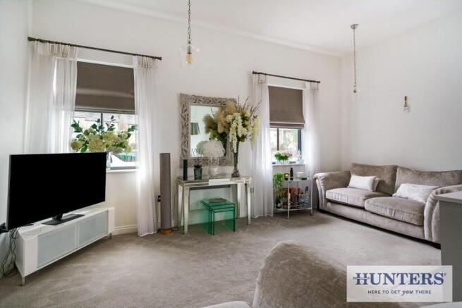 97050_Flat 2 73 Dyehouse Walk Yeadon  (2) - Copy_l