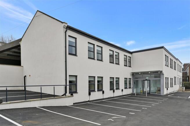 woodligh hall flats.jpg