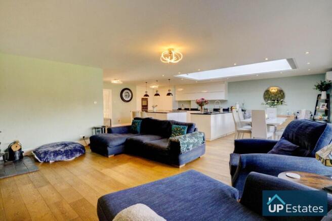 LOUNGE/KITCHEN/DINER