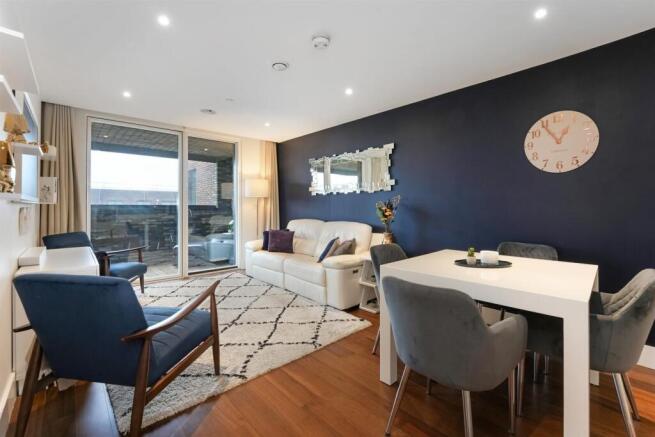 85355_Apartment 23 121 Upper Richmond Road  (7)_lo