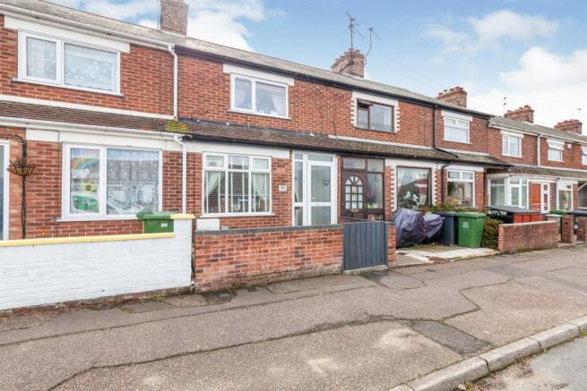 2 bedroom terraced house for sale in Colomb Road, Gorleston, Great ...