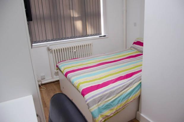 Photo 1