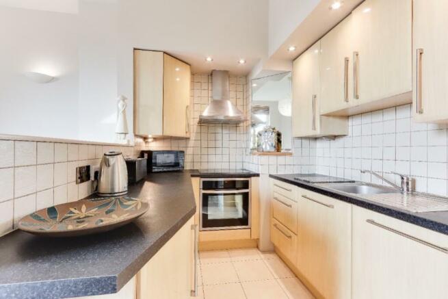 FLAT 4 WESTCLIFFE (8)