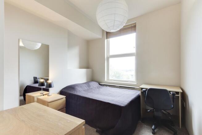 FLAT 6 WESTCLIFE (7)