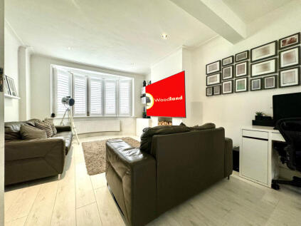 Flora Gardens,  Romford, RM6