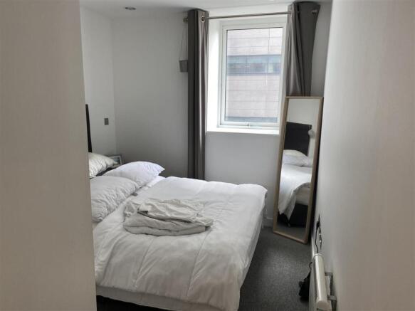 bedroom.jpg