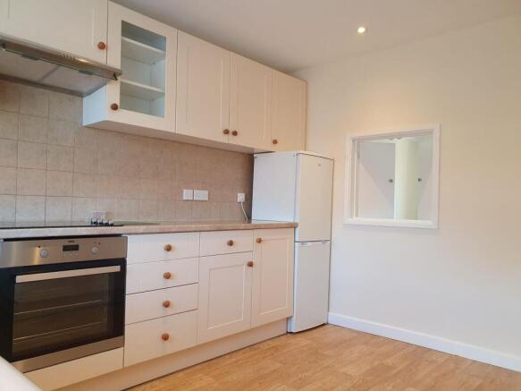 Kitchen to hatch.jpg