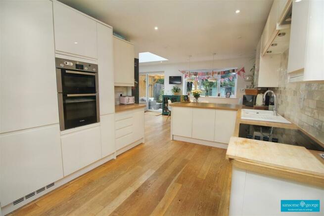 Kitchen / Breakfast room