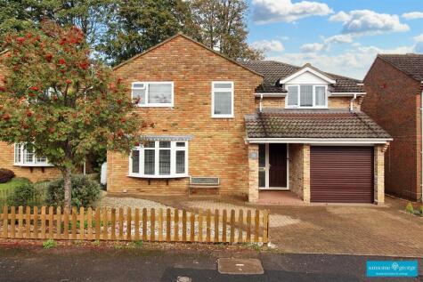 Addiscombe Chase, Tilehurst, Reading