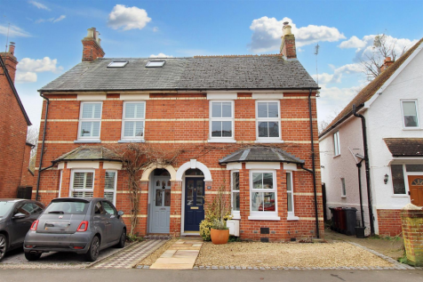 Recreation Road, Tilehurst, Reading