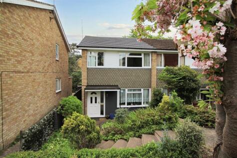 Fircroft Close, Tilehurst, Reading