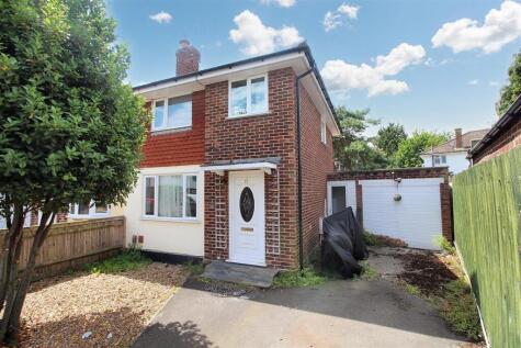 Ainsdale Crescent, Reading