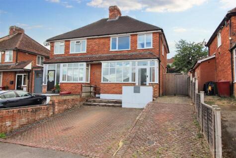 Grasmere Avenue, Tilehurst, Reading