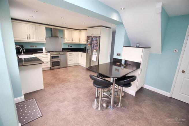 Kitchen Breakfast Room