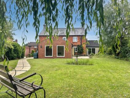 Thornhill Road, South Marston, Swindon, SN3