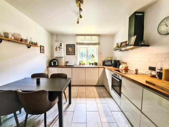 kitchen2
