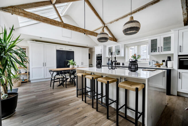 13688511568ed24dc85781