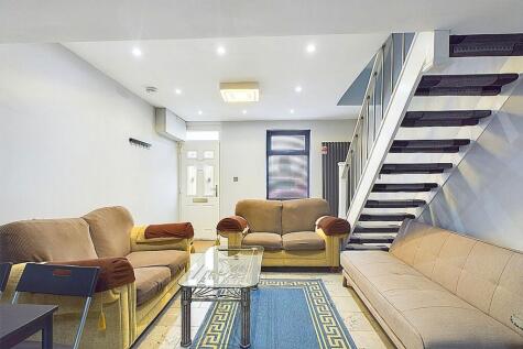 Main Street, Distington, CA14