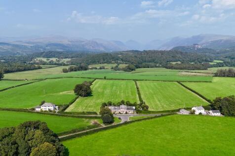 Santon Village, Santon, CA19