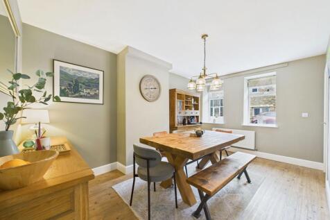 Dean, Workington, CA14