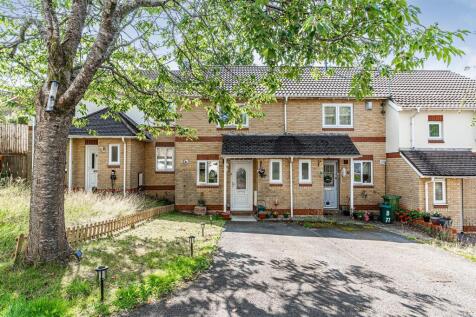 Clos Myddlyn, Beddau, CF38