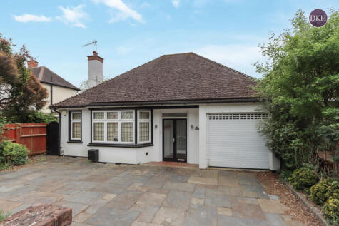 Parkside Drive, Cassiobury