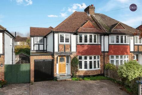 Orchard Close, Cassiobury