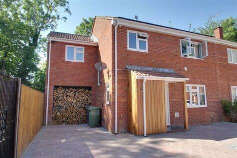 Hemel Hempstead - 4 bedroom semi-detached house for sale