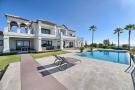 5 bed Villa in Los Flamingos Golf...