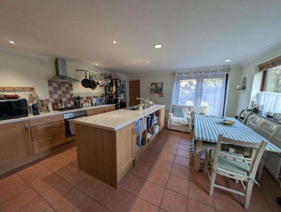 PXL_20250214_1524...