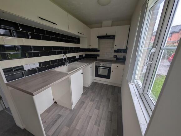 PXL_20251201_1126...