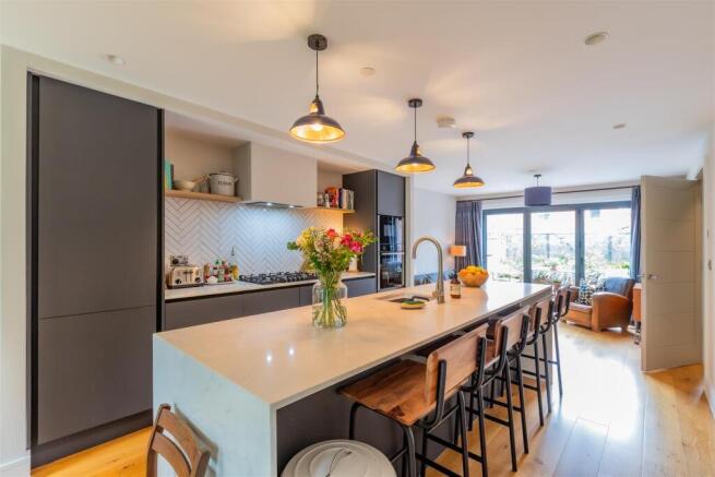 Suffolk Mews 5-20.jpg