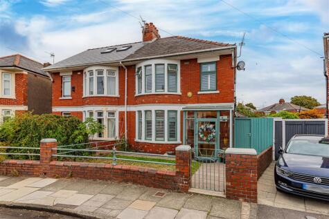 Avondale Crescent, Grangetown, Cardiff