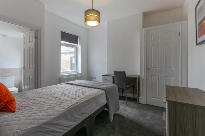 Romilly Road 105-22.jpg