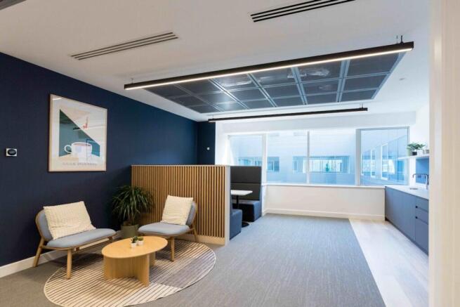 PICTONCAPTIALATLASHOUSEFIRSTFLOOROFFICESBERTIESP