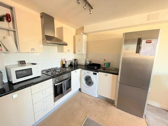Kitchen area (b)