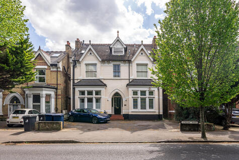 Gordon Road, Ealing, W5