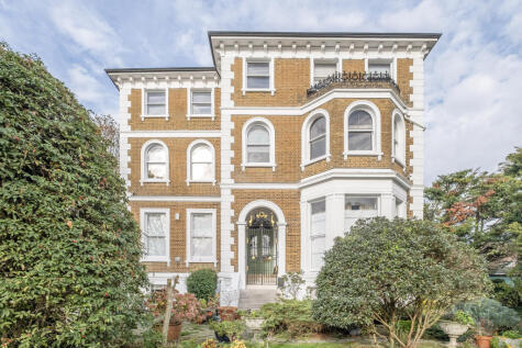 Upper Sunbury Road, Hampton, TW12