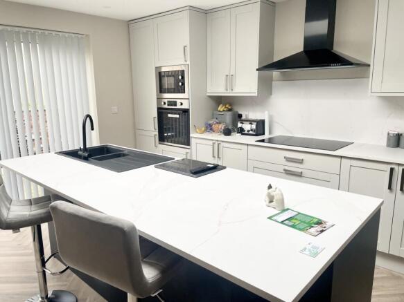 Kitchen 1