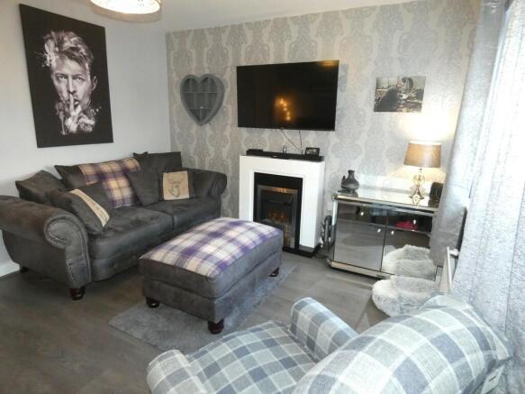 Front Lounge 