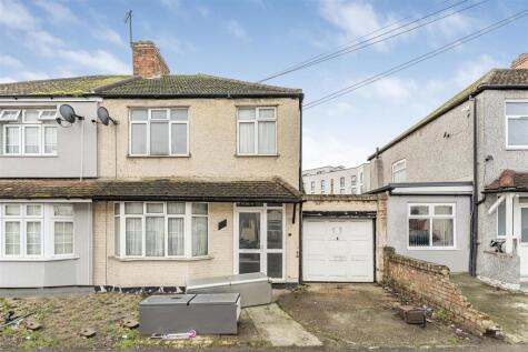 Stirling Road, Walthamstow, London, E17