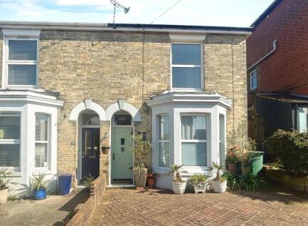 Mill Hill Road, Cowes, Isle of Wight