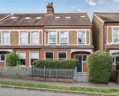 Andrews Close, Epsom, KT17
