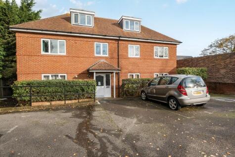 Vernon Close, Servalan Court, KT19