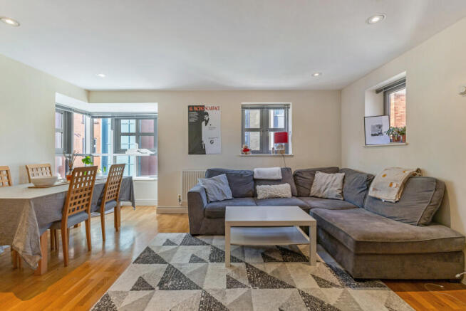 Sitting/Dining Room