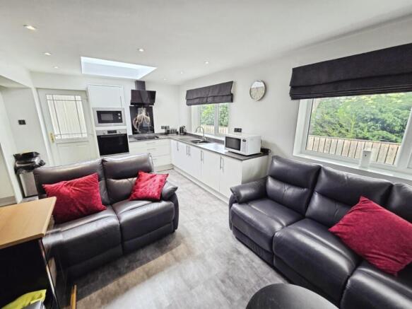 pbox-living_room-329729.jpg