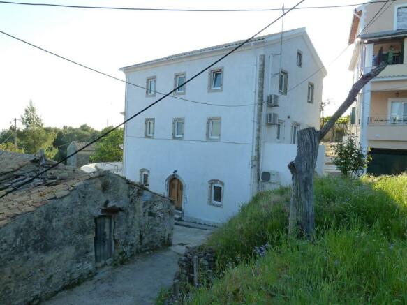 Side view of the manor house