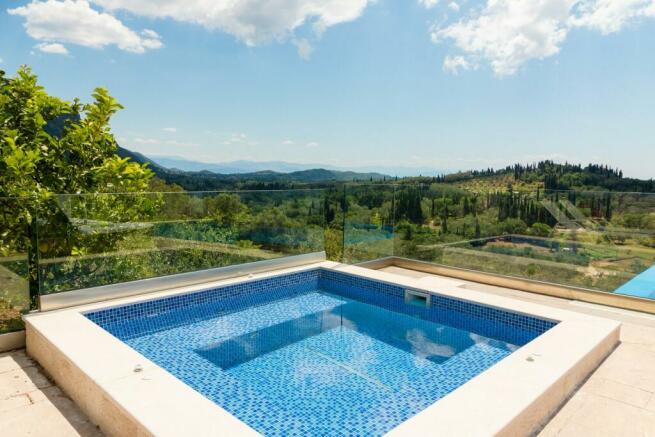 Jacuzzi and view