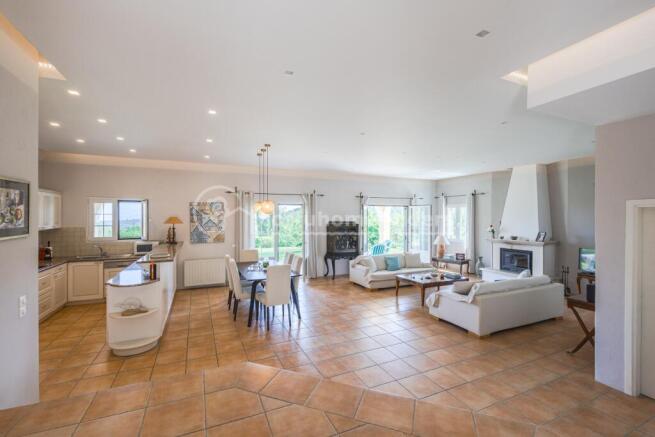 Main room from entrance stairs